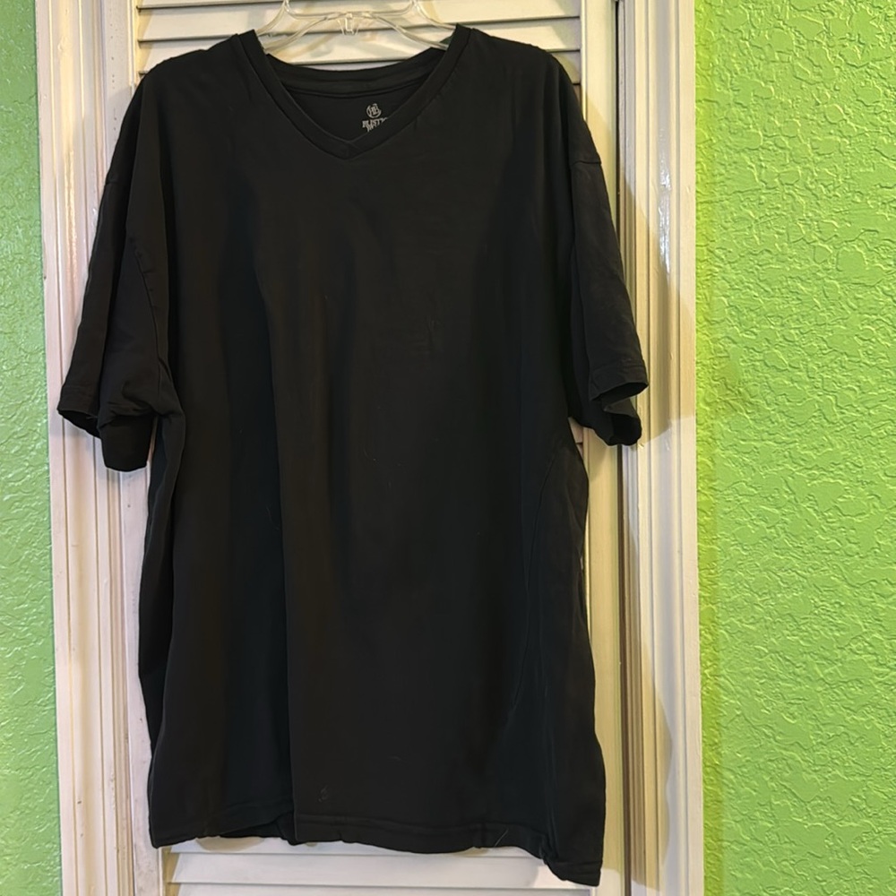 Rustic Blue Men’s Black V-Neck Short-Sleeve Tee Shirt XL